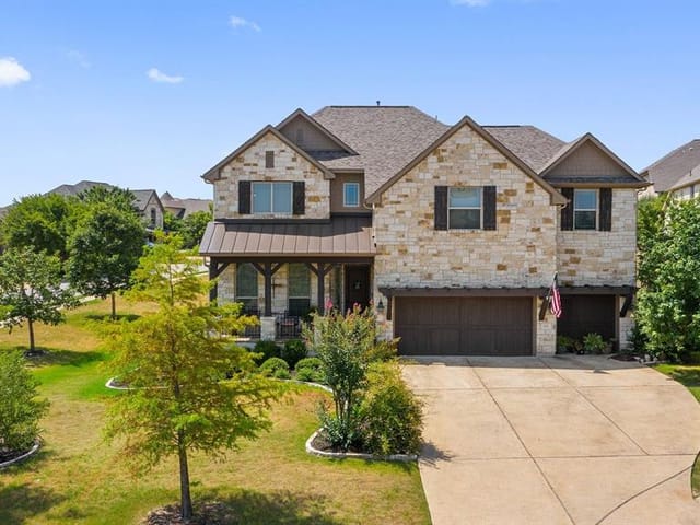 102 Princes Ct