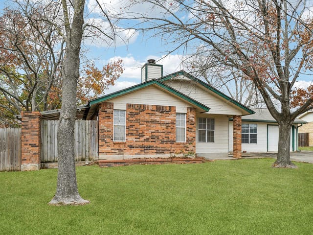 102 Stubblefield DR