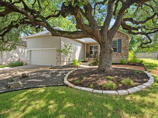 102 Verbena DR