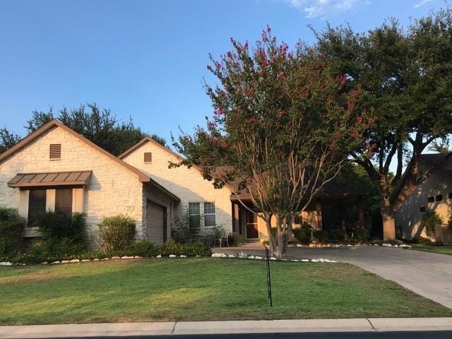 102 Waterlily LN