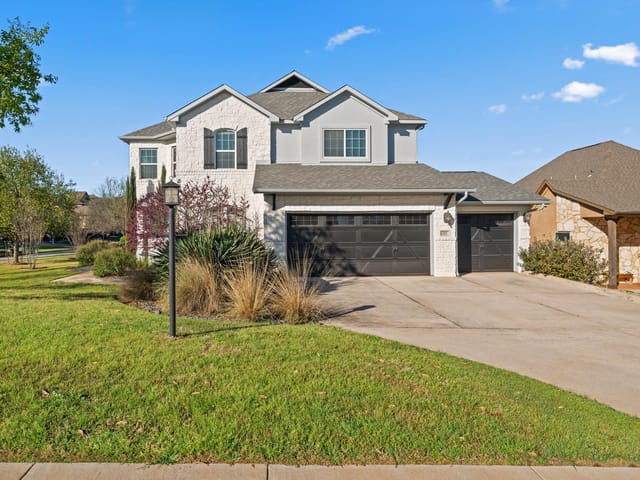 102 Waverly Spire Ct
