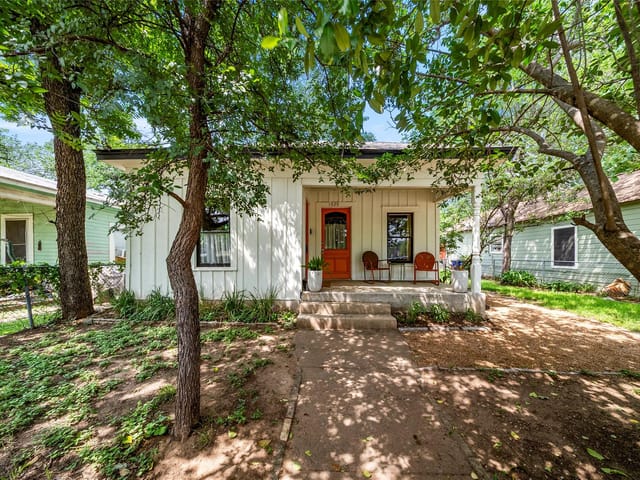 1020 Spence St Unit #A and #B