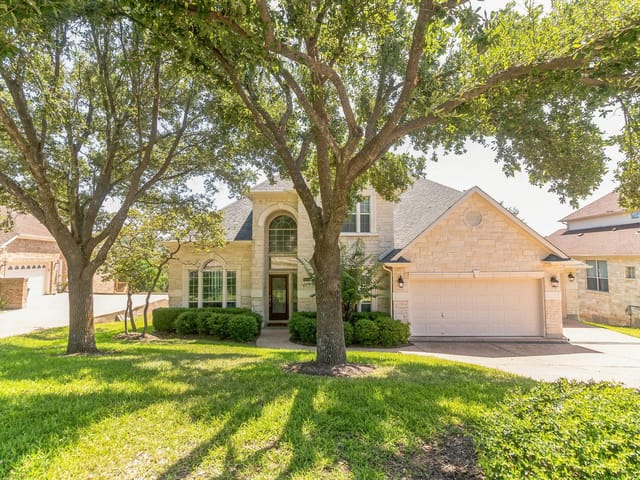 10201 Dianella Ln