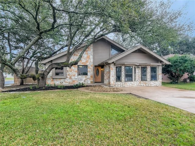 10207 Missel Thrush Dr