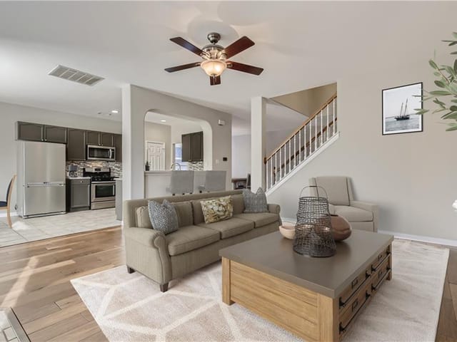 10208 Cassandra Dr