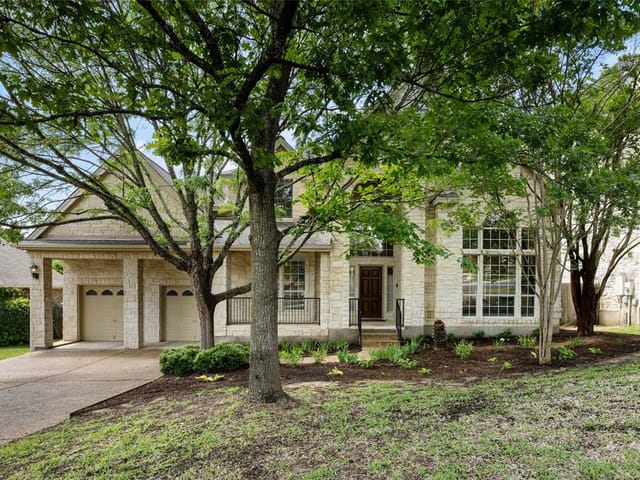 10215 Skyflower Dr