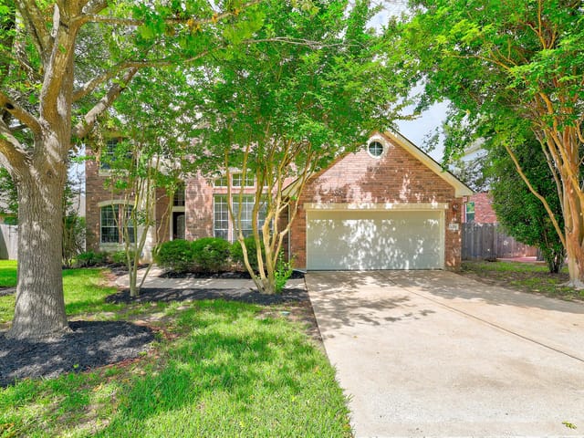 10216 Peekston DR