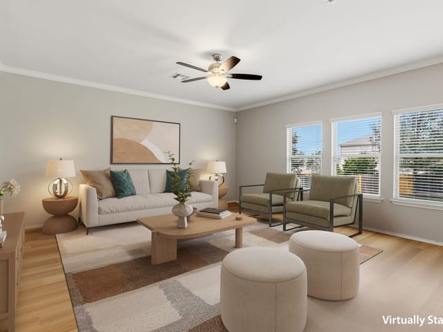 10217 Pinnacle Crest LOOP