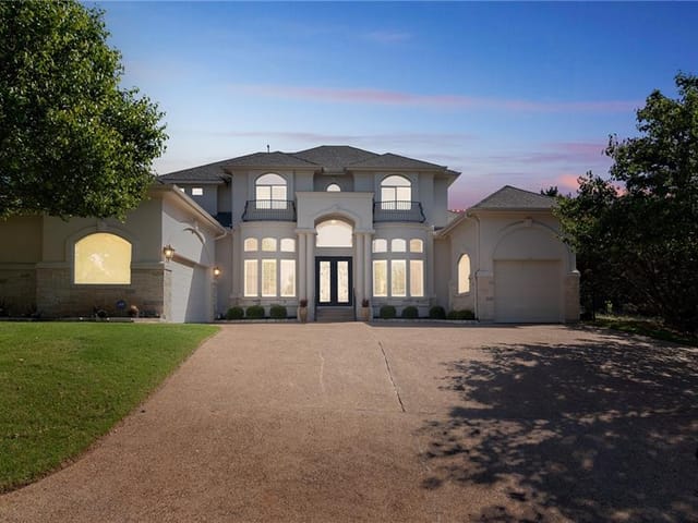 10224 James Ryan Way