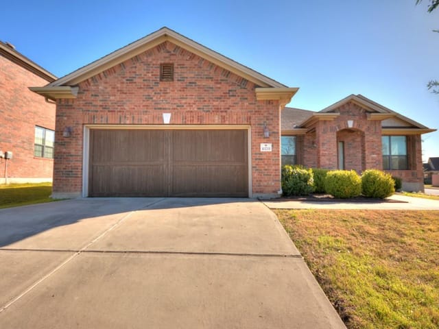 10233 Grizzly Oak Dr