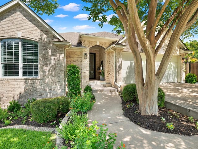 10239 Scull Creek Dr