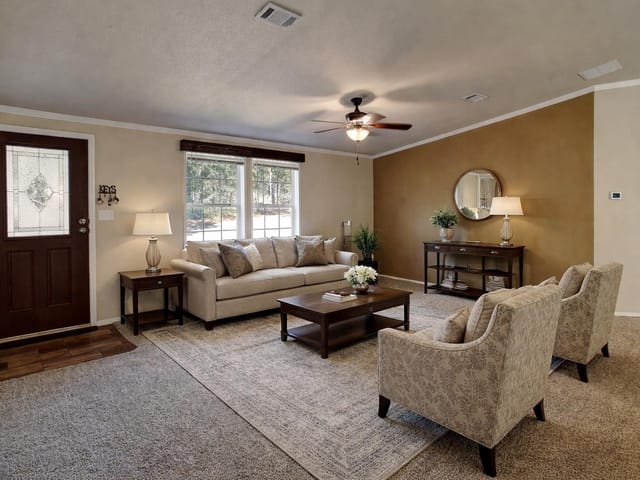 1024 Sand Hills RD