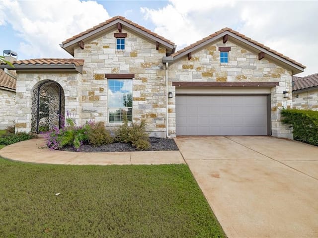 103 Antigua Way