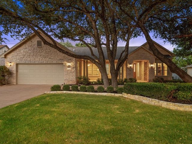 103 Black Walnut CIR