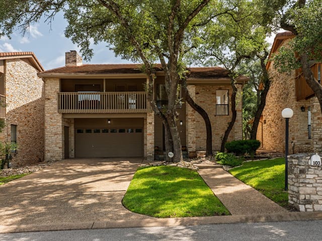 103 Crescent BLF