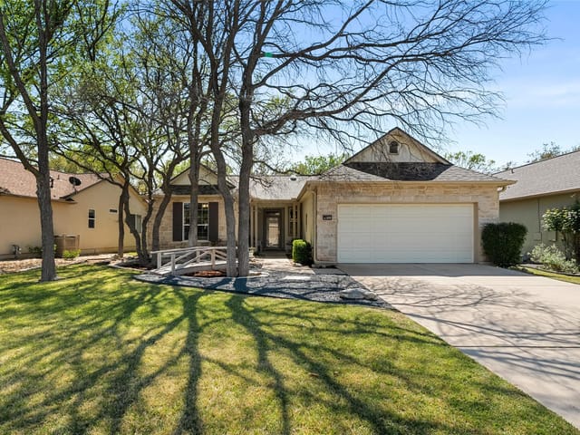 103 Harness Ln