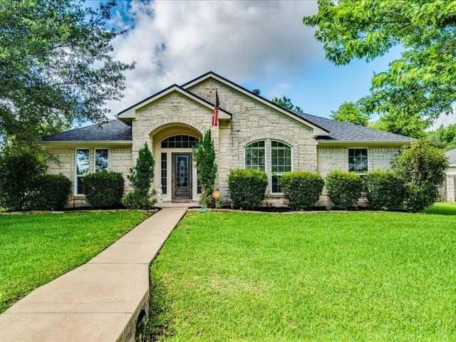 103 Nopal LN