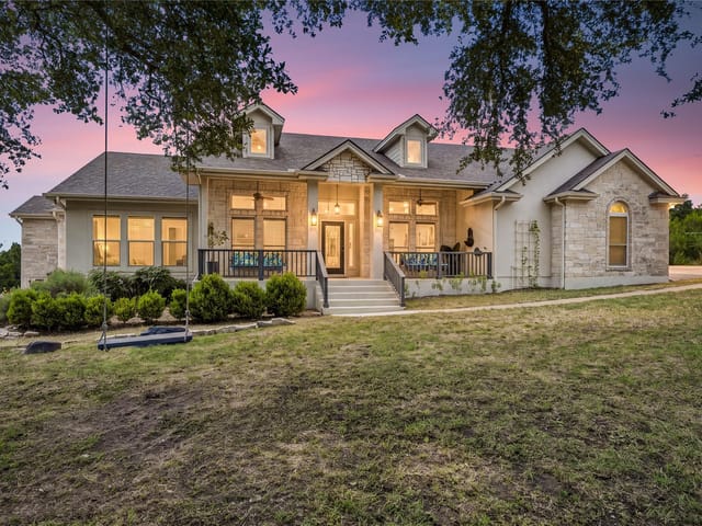 103 Peerman LN