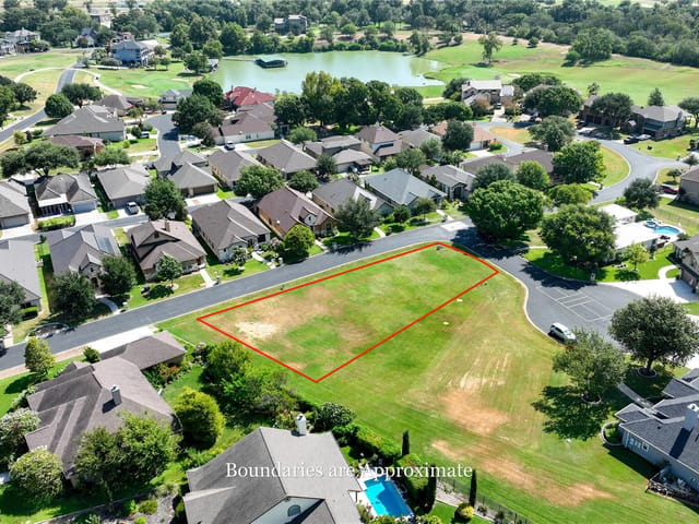 103 Perry Maxwell CT