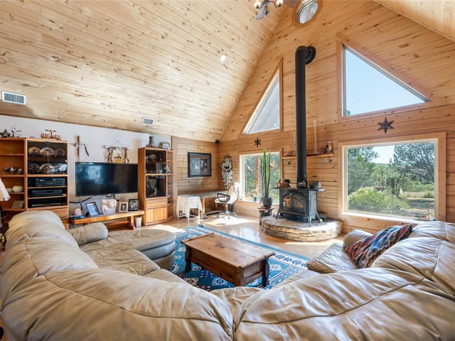 103 Ridge Oak DR