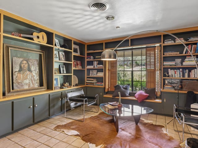 103 W Mimosa CIR