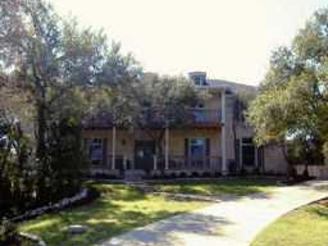 103 WOODVIEW CT