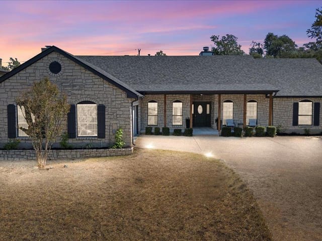 10301 Pickfair DR
