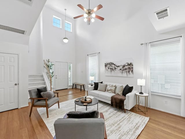 10303 Marietta Dr