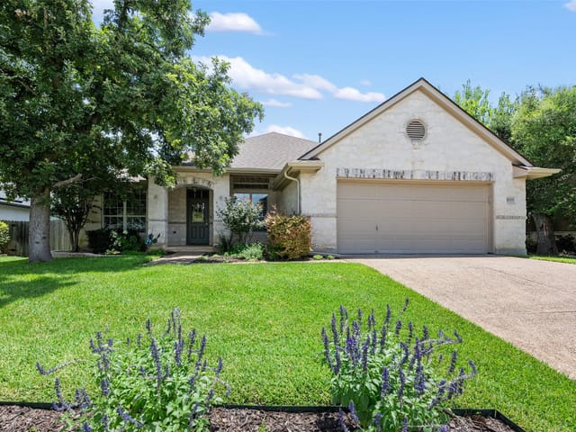 10305 Shinnecock Hills Dr