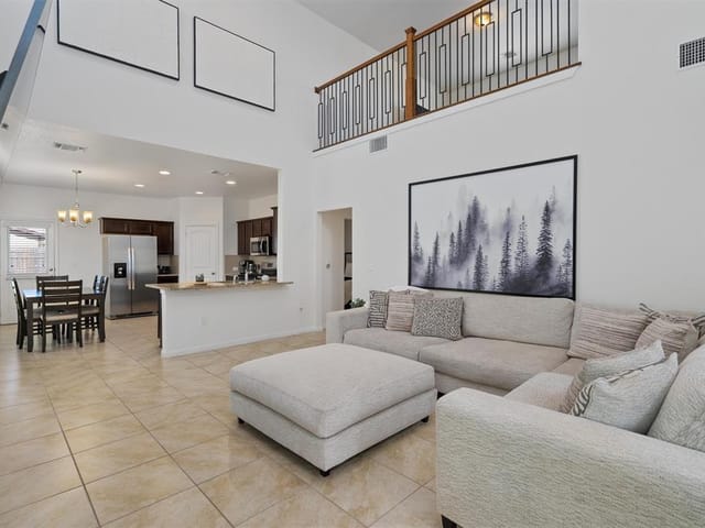 10308 Hatton Ln