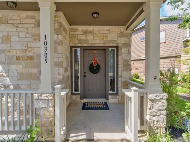 10309 Maydelle Dr
