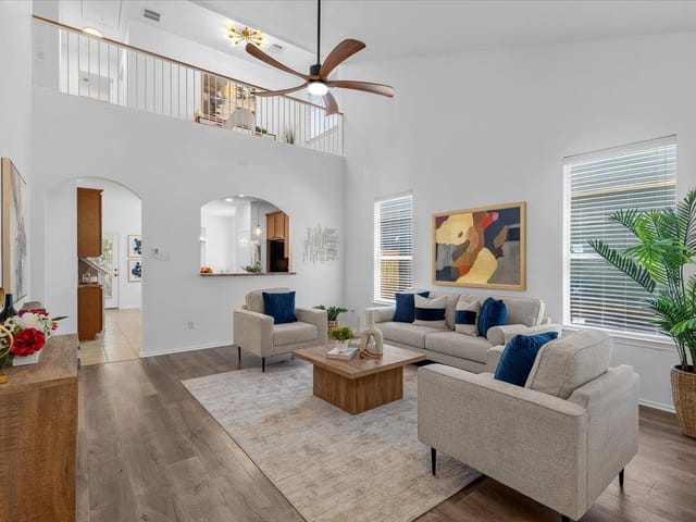 10315 Marietta DR