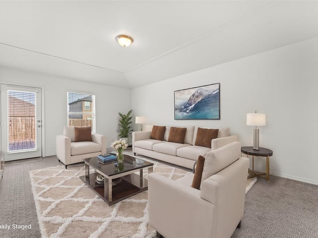 1032 Sandwell Ct