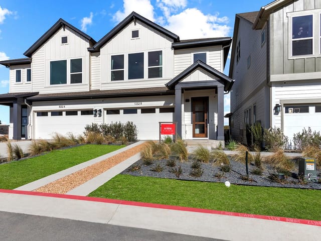 1032B Brickell LOOP