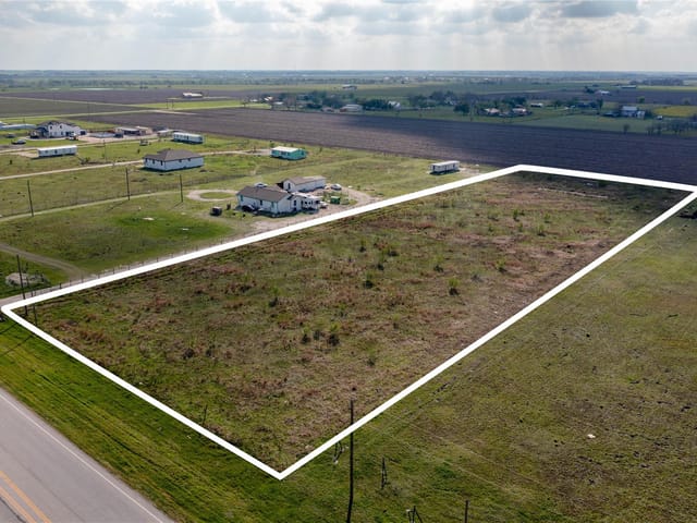 10330 S State Highway 95