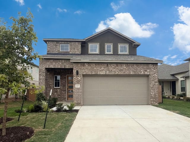 1037 Stonehill Dr