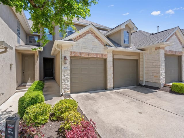 104 Aria RDG Unit #104