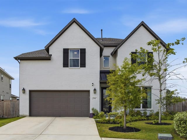 104 Basketflower LN