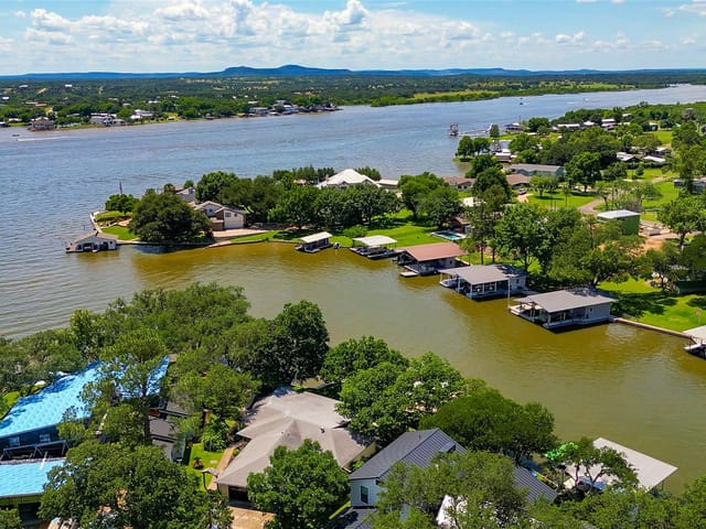 104 Bluebird LN