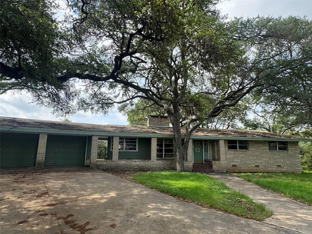 104 Chula Vista St