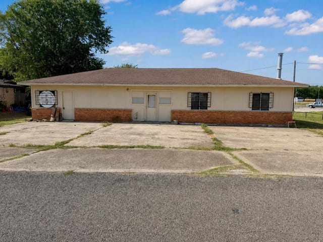 104 Gateway CIR