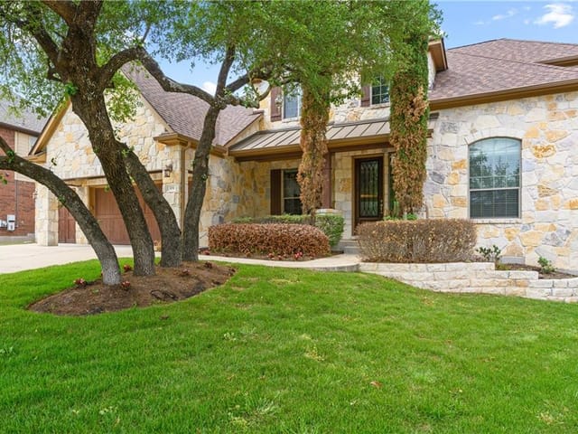104 Palisades Cv
