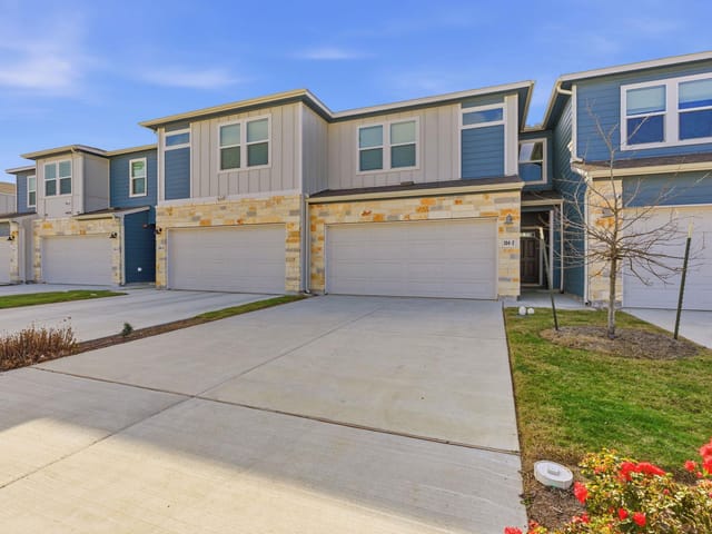 104 Texas Agate Dr Unit #2