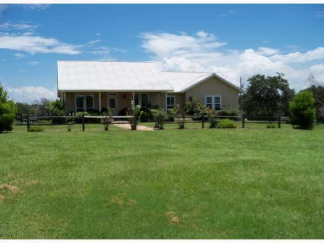 1040 County Road 350