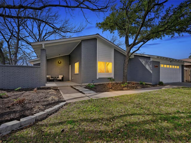 10400 Golden Quail Dr