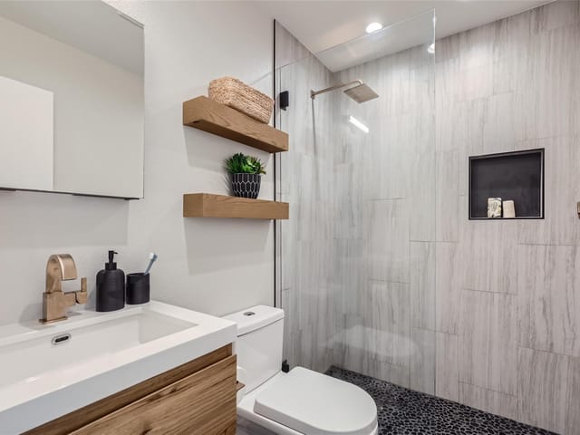 10403 Button Quail Dr