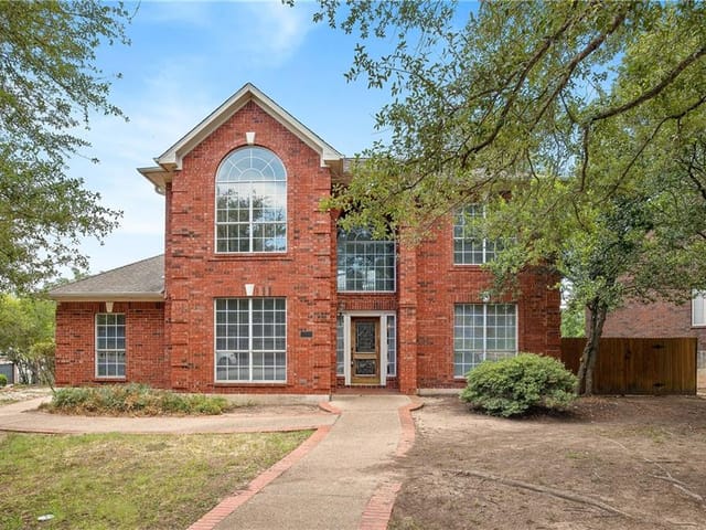 10405 Laurel Hill Cv