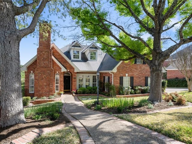 10405 Skyflower Dr