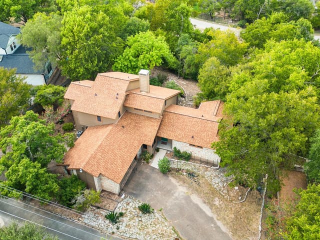 10407 Spicewood Mesa