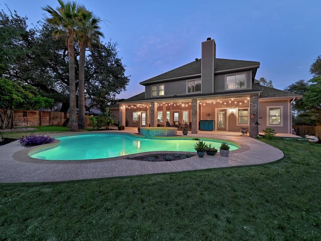 10408 Cassia Dr